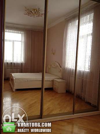 Rent out 2-room apartment. Киев, Артема — photo 1
