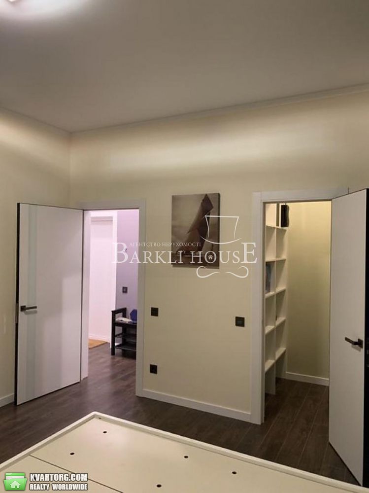 Rent out 2-room apartment. Киев,  Кирило-Мефодиевская — photo 9