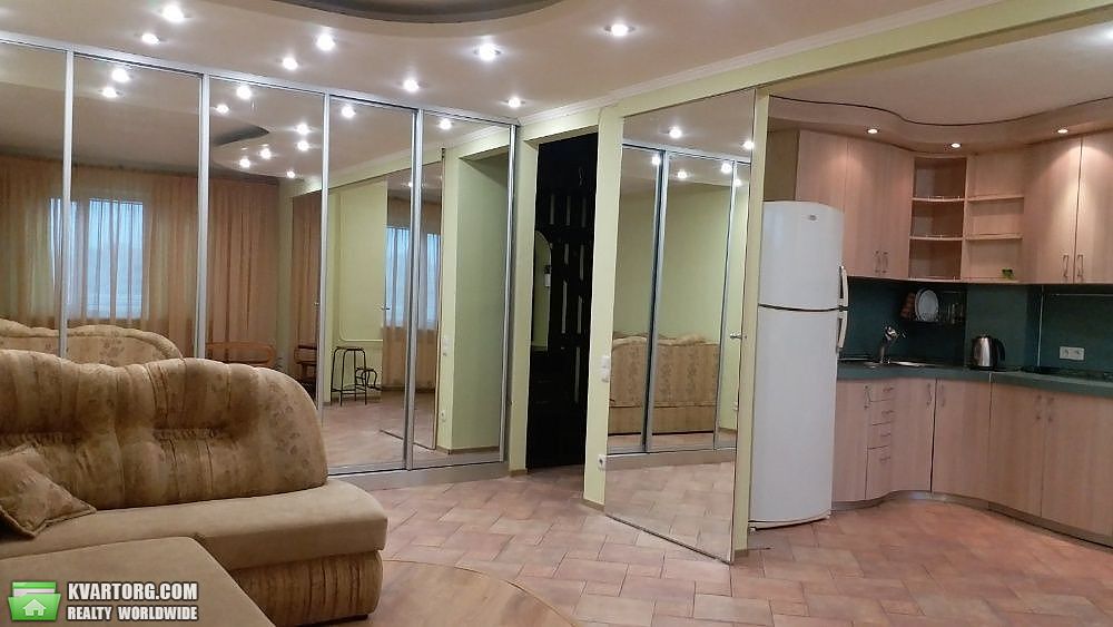 Sell 3-room apartment. Киев,  Оболонский пр — photo 2
