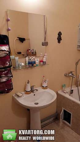 Rent out 2-room apartment. Киев,  Урловская — photo 6