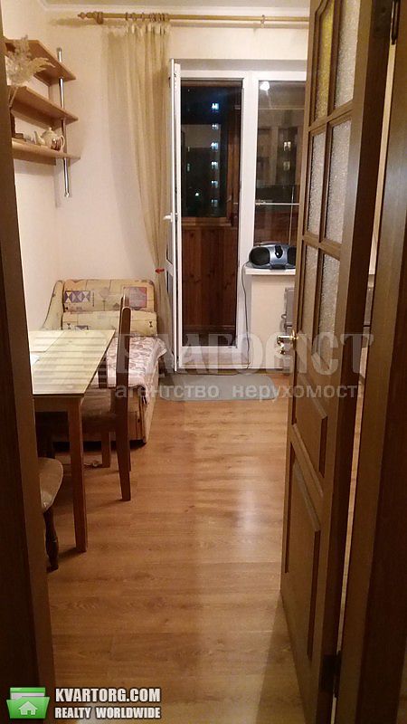 Rent out 1-room apartment. Киев,  Ревуцкого — photo 3