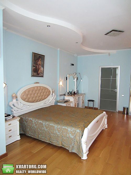 Sell 4-room apartment. Киев,  Старонаводницкая — photo 8