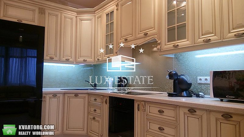 Rent out 2-room apartment. Киев, Артема — photo 2