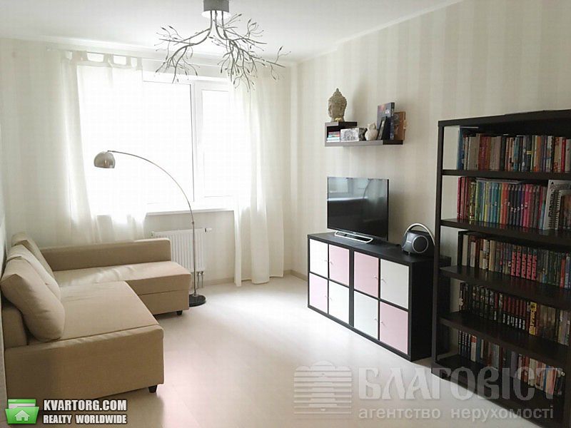 Sell 3-room apartment. Киев,  Феодосийская — photo 2