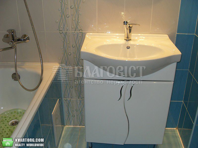 Rent out 3-room apartment. Киев,  Вильямса — photo 4
