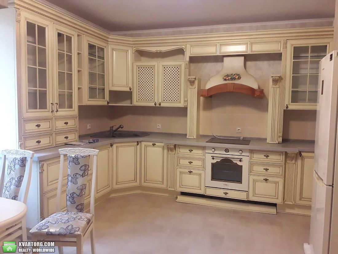 Rent out 2-room apartment. Киев,  Полтавская — photo 4