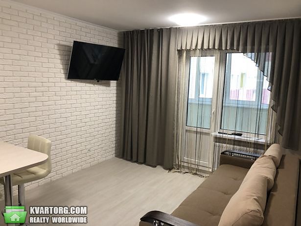 Rent out 2-room apartment. Киев, пр.Академика Глушкова — photo 5