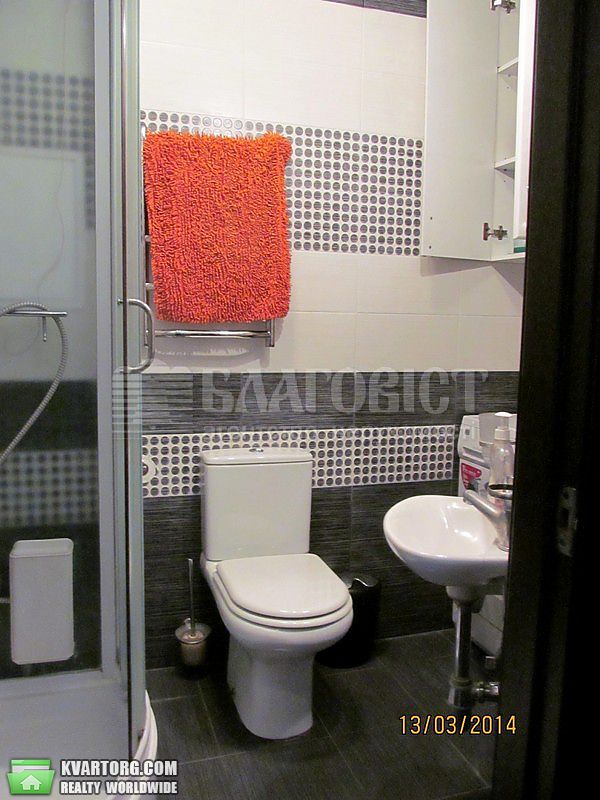 Rent out 3-room apartment. Киев,  Эспланадная — photo 6