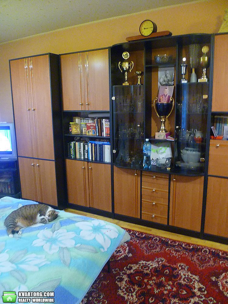 Sell 2-room apartment. Киев,  Братиславская — photo 3