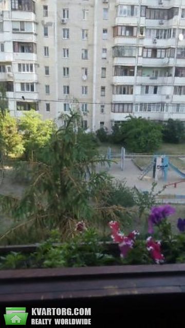 Sell 3-room apartment. Киев,  Маяковского — photo 1