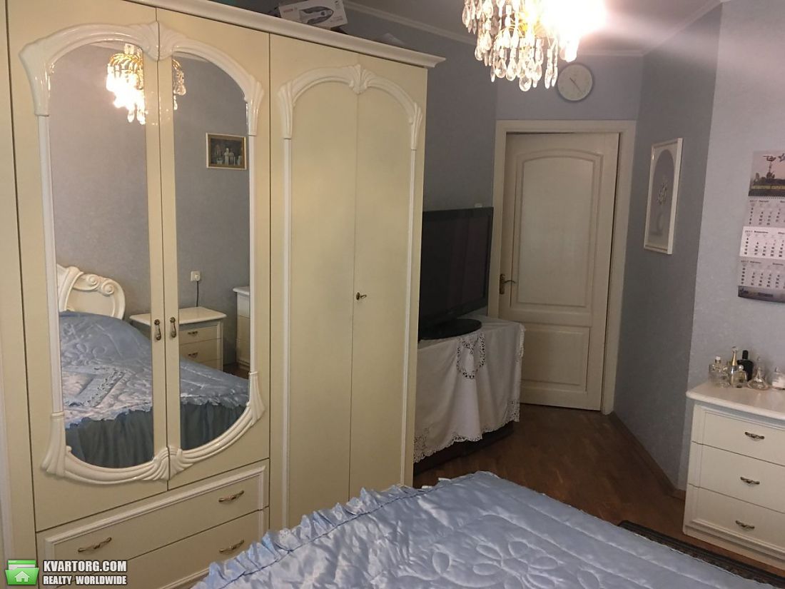 Sell 3-room apartment. Киев,  Драгоманова — photo 8
