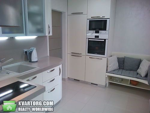 Sell 2-room apartment. Киев,  Срибнокильская — photo 2