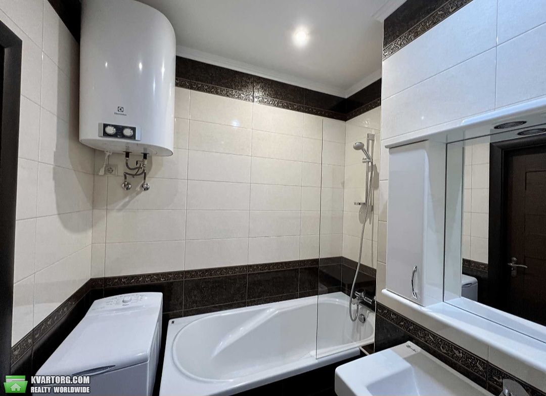 Rent out 1-room apartment. Киев, Ю. Здановської — photo 9