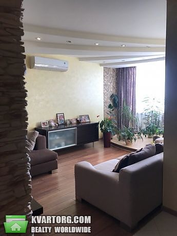 Rent out 3-room apartment. Киев,  Чавдар — photo 6
