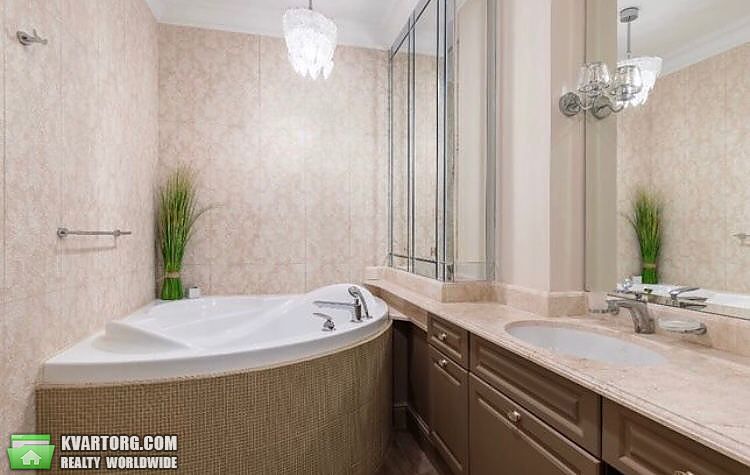 Sell 4-room apartment. Киев, Драгомирова ул. — photo 4