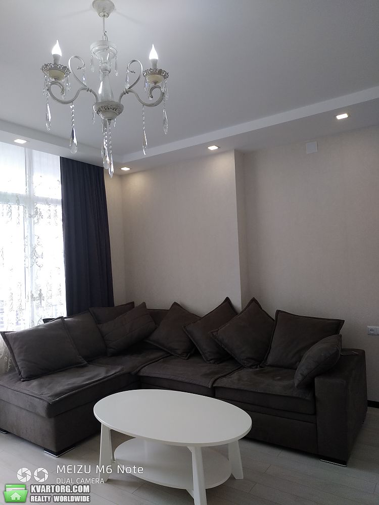 Rent out 2-room apartment. Киев, Инасаридзе — photo 3