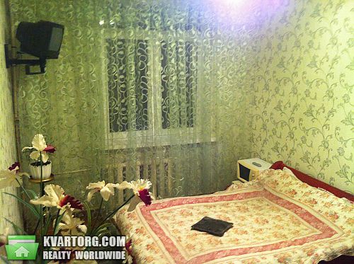 Sell 2-room apartment. Днепропетровск, Коммунарная — photo 1