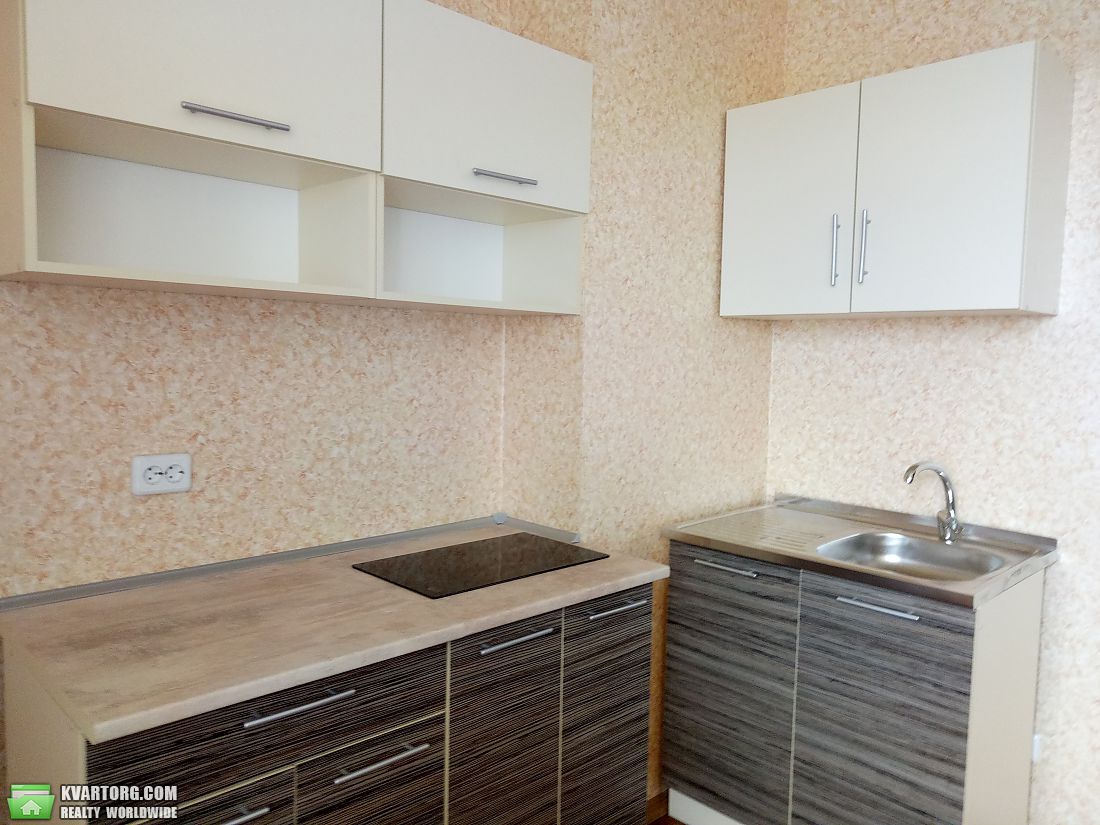 Rent out 1-room apartment. Киев, сергея данченко — photo 1
