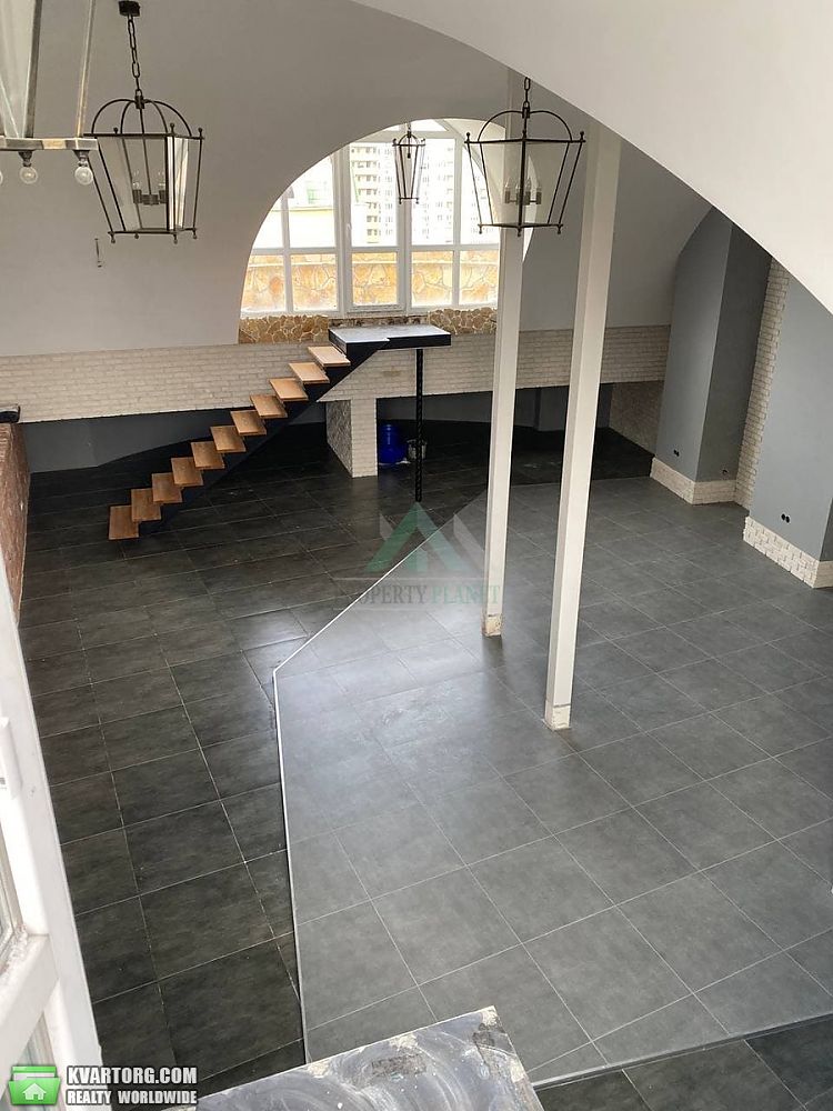 Sell 3-room apartment. Киев, Днепровская Набережная — photo 1