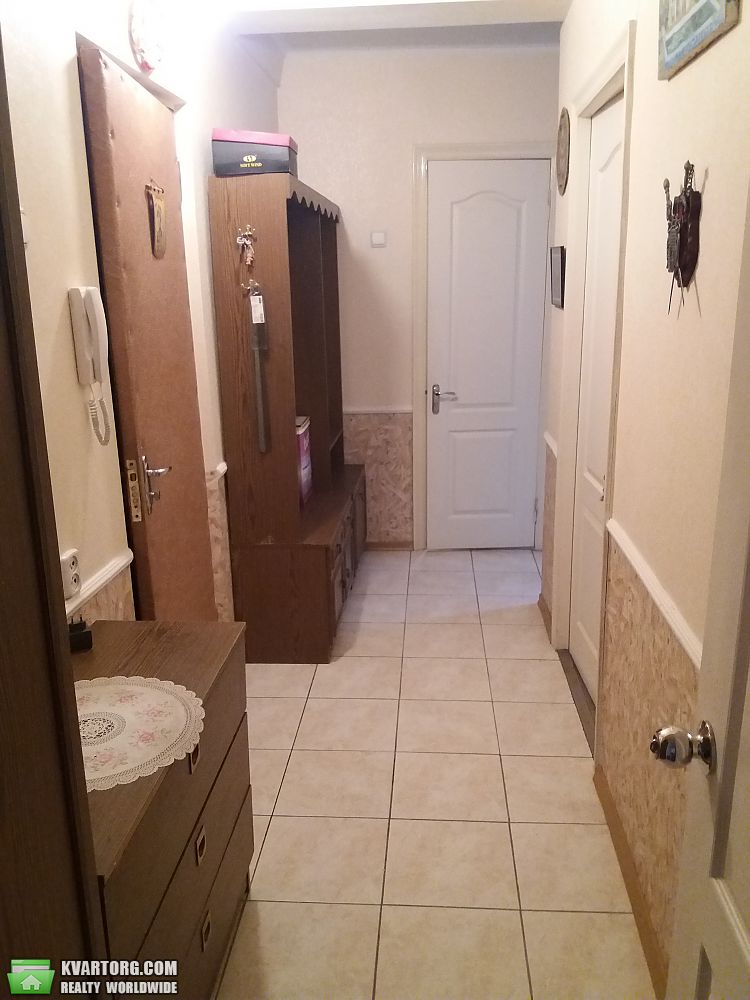Rent out 3-room apartment. Киев,  Флоренции — photo 9