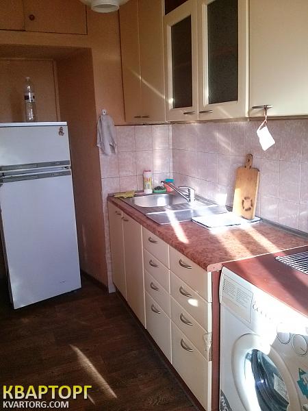 Rent out 1-room apartment. Киев,  Тычины пр — photo 2