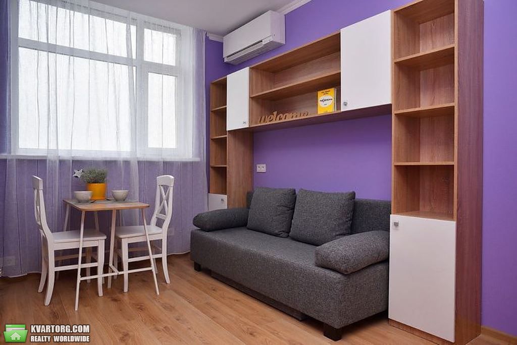 Sell 1-room apartment. Киев,  Машиностроительная — photo 1