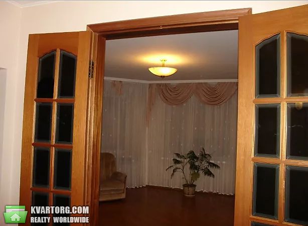 Rent out 3-room apartment. Киев, Нік-Слободська — photo 1