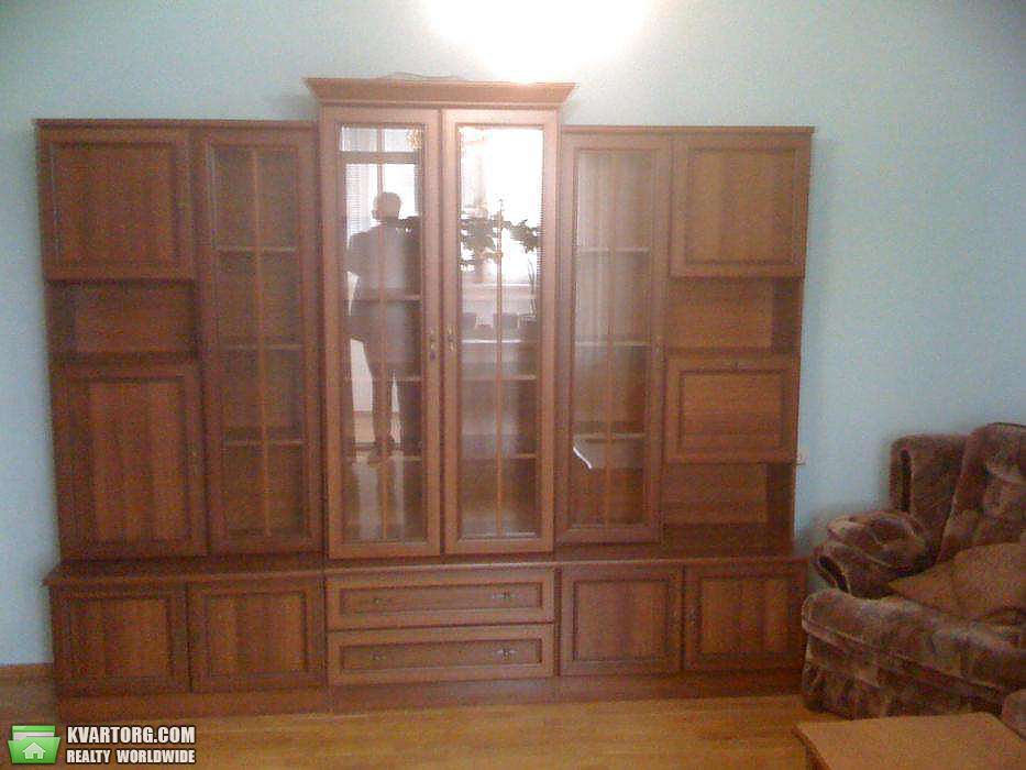 Rent out 3-room apartment. Киев,  Амосова — photo 4