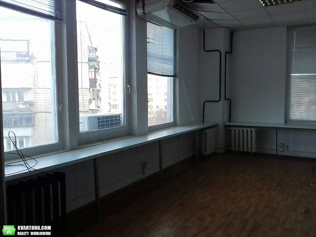 Rent out office. Киев, Соломенская пл — photo 4