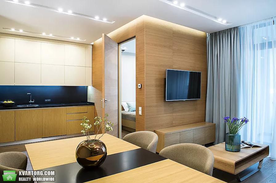 Rent out 2-room apartment. Киев, Деловая — photo 1