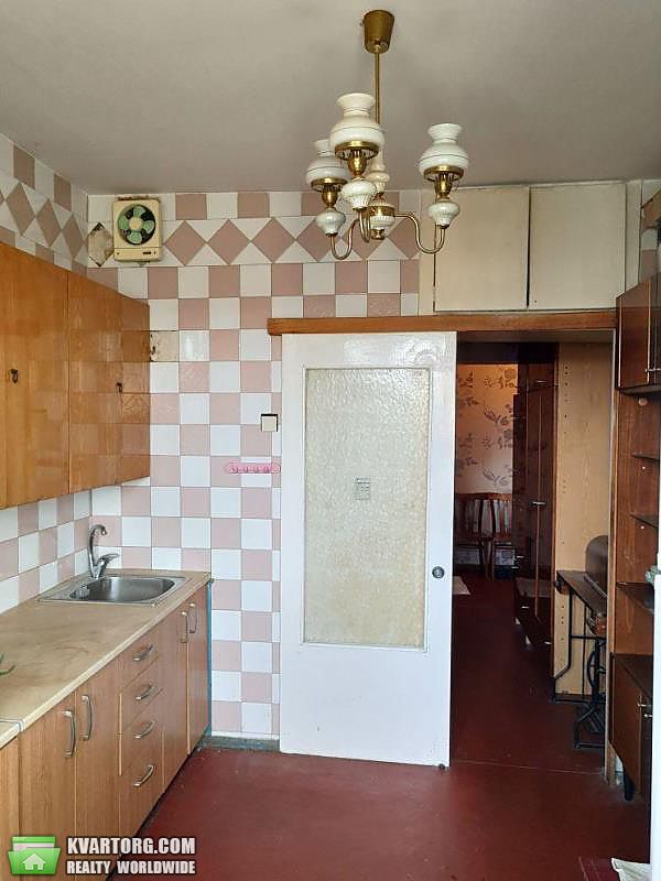 Sell 1-room apartment. Киев,  Захаровская — photo 4