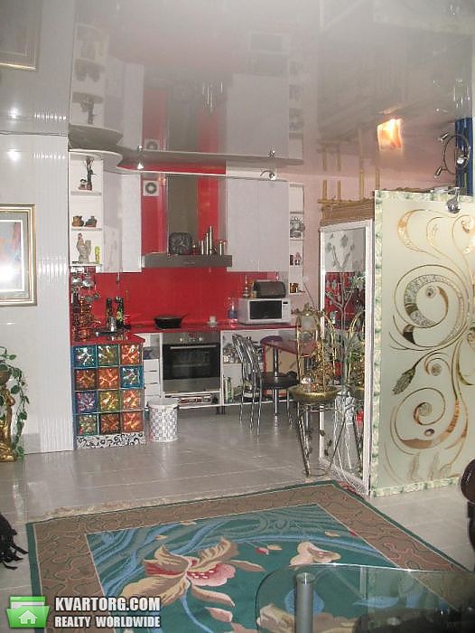 Sell 2-room apartment. Киев,  Ломоносова — photo 1