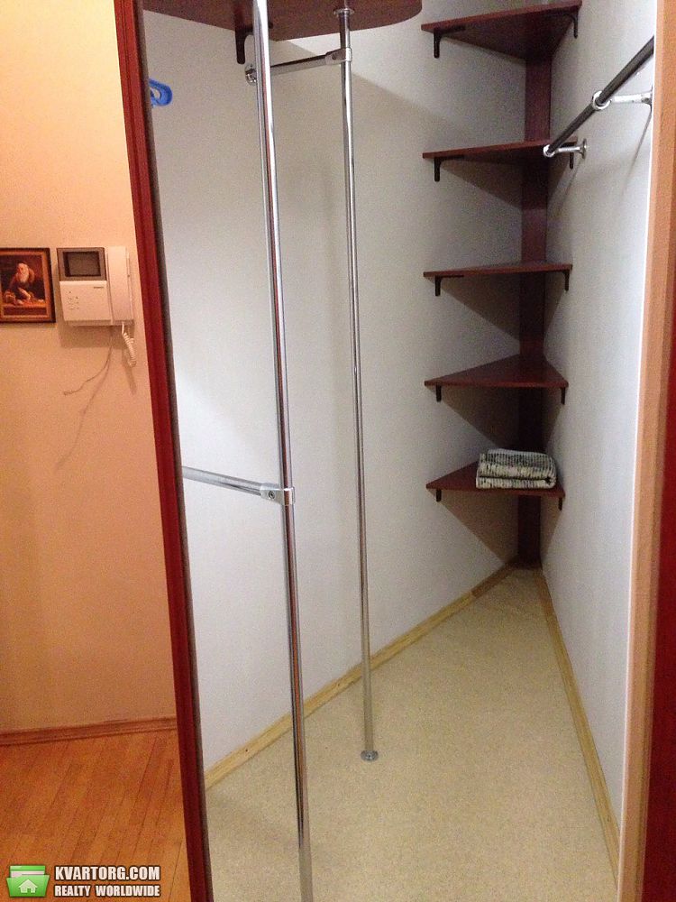 Rent out 2-room apartment. Киев, Леваневского — photo 3
