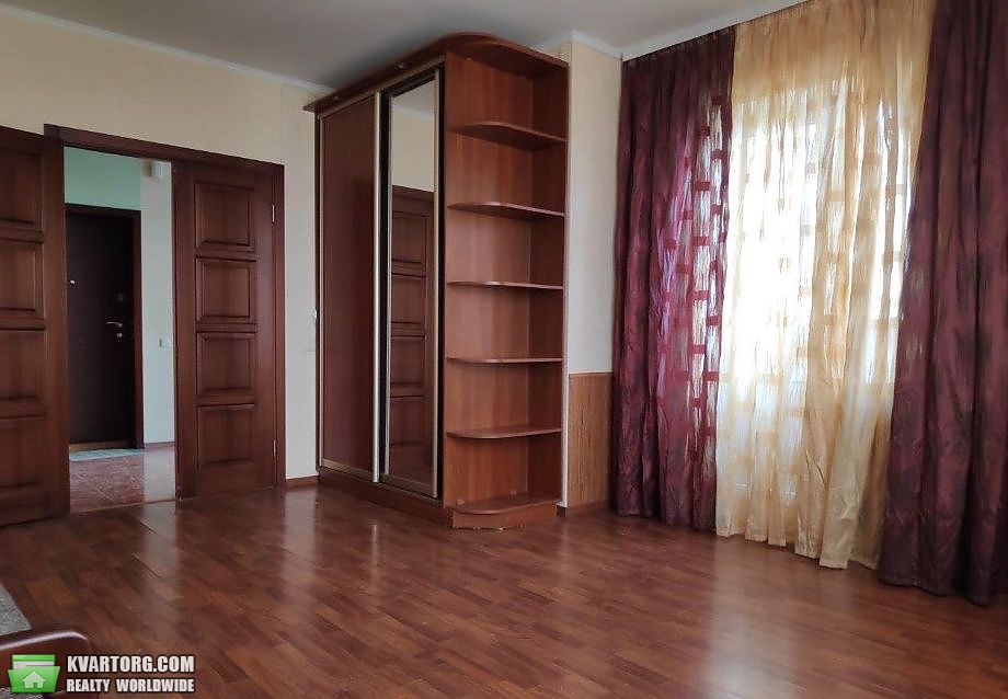 Sell 1-room apartment. Киев,  Макеевская — photo 2