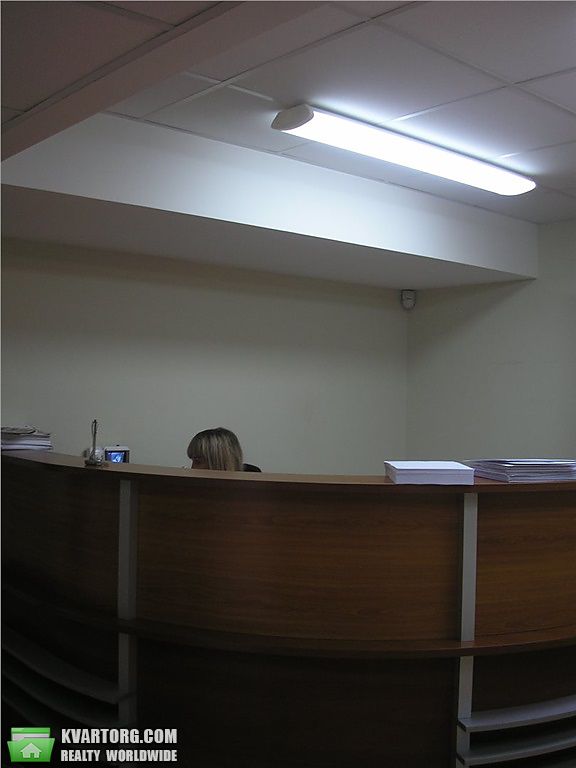 Sell office. Киев, ул.Дмиртиевская — photo 1