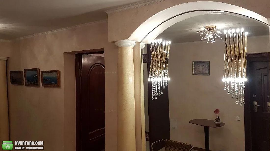 Rent out 3-room apartment. Киев,  Леси Украинки бул — photo 9