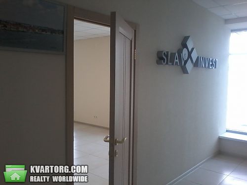 Rent out office. Киев, Новоконстантиновская — photo 4