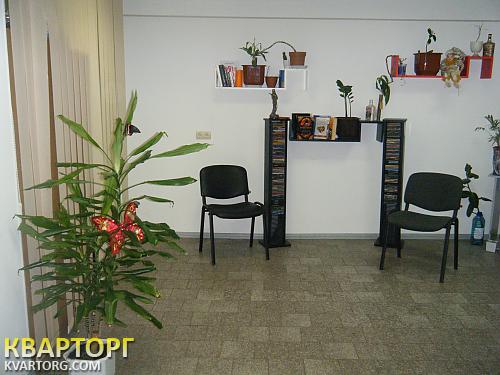 Rent out office. Киев, Бажана — photo 8