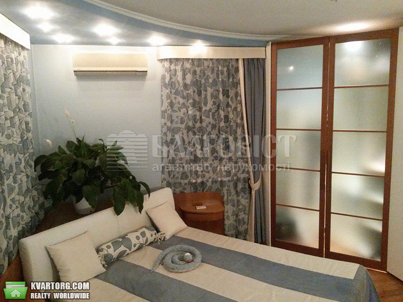 Sell 4-room apartment. Киев,  Героев Сталинграда пр — photo 2