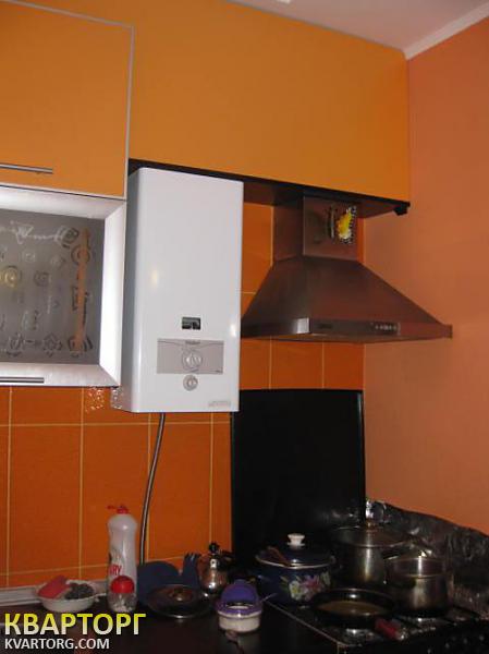 Sell 2-room apartment. Киев,  Воссоединения пр — photo 1