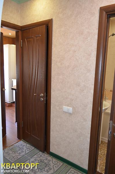 Sell 2-room apartment. Киев,  Зодчих — photo 3