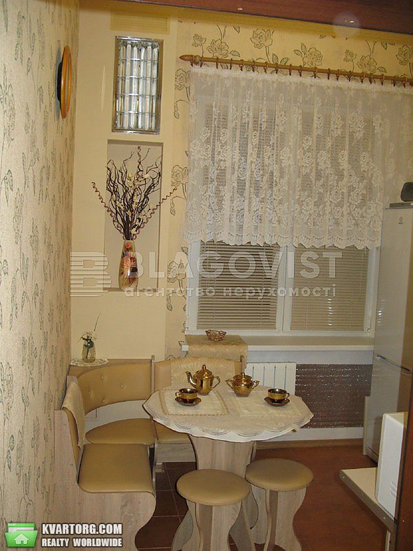 Rent out 2-room apartment. Киев,  Немировича-Данченка — photo 4