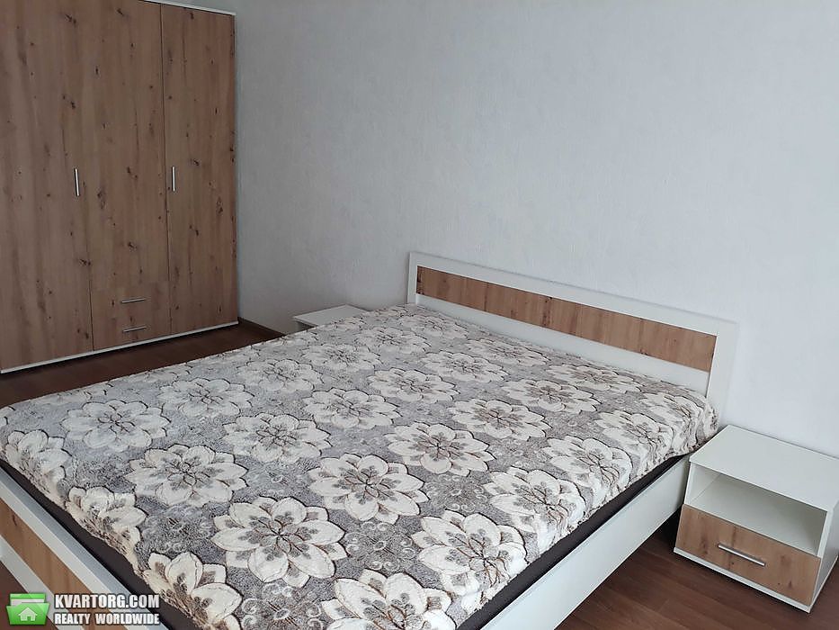 Rent out 2-room apartment. Киев,  Моторный пер — photo 3