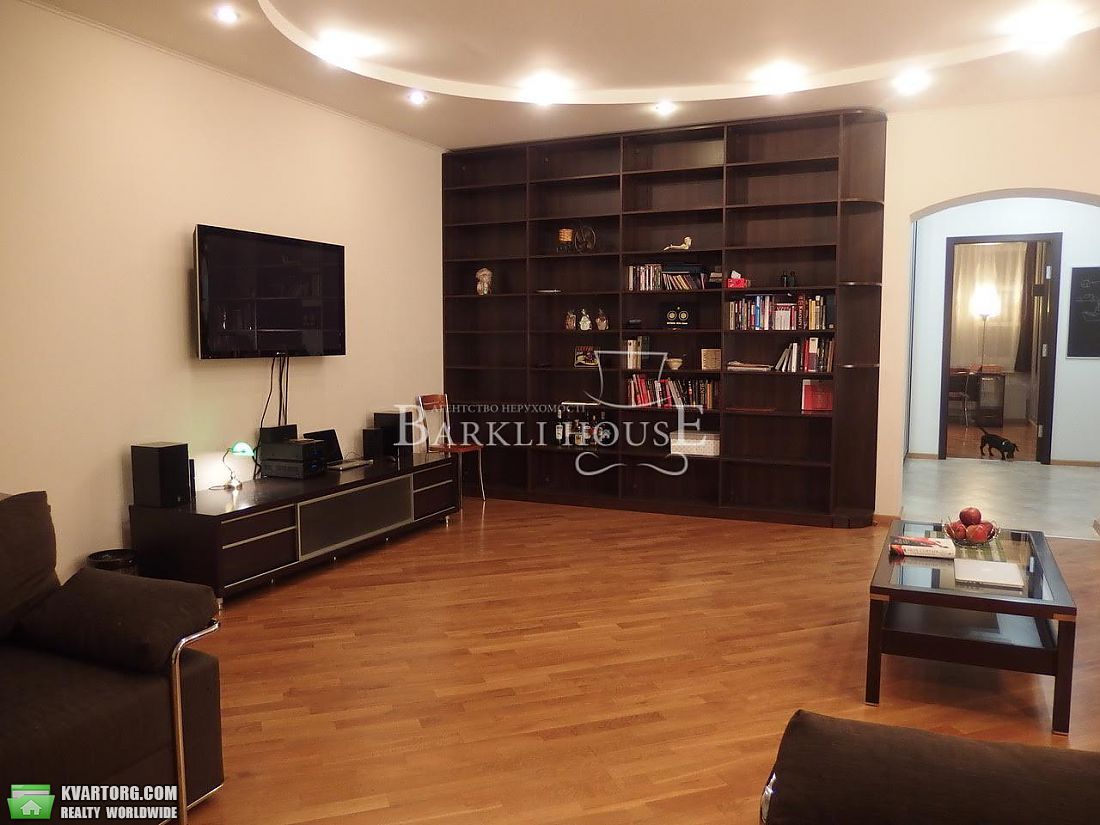 Rent out 2-room apartment. Киев,  Гончара — photo 2