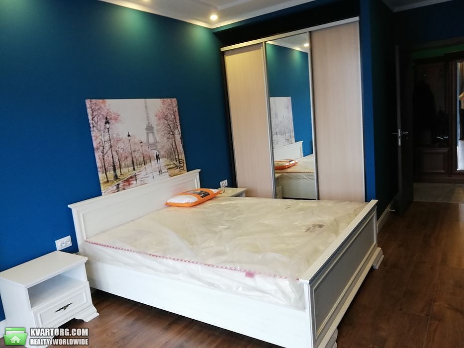 Rent out 1-room apartment. Львов, Чорновола — photo 1