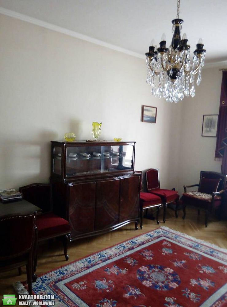Rent out 3-room apartment. Киев,  Грушевского — photo 2