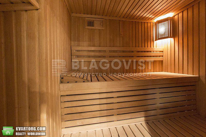 Rent out 4-room apartment. Киев,  Кропивницкого — photo 9