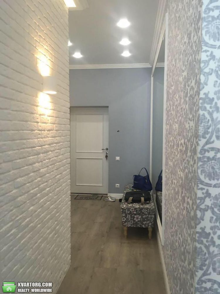 Rent out 2-room apartment. Киев,  Златоустовская — photo 10