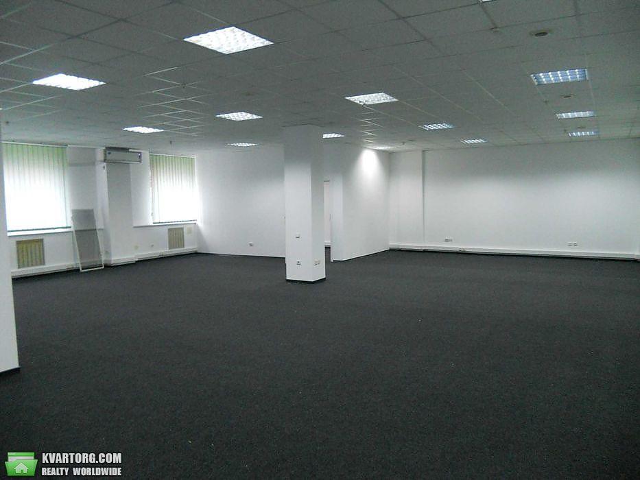 Rent out office. Киев, новоконстантиновская — photo 1
