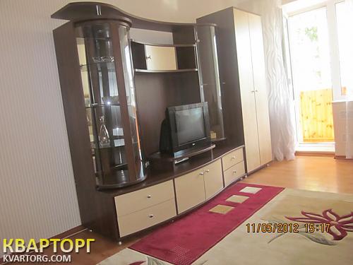 Rent out 2-room apartment. Киев,  Артема — photo 5